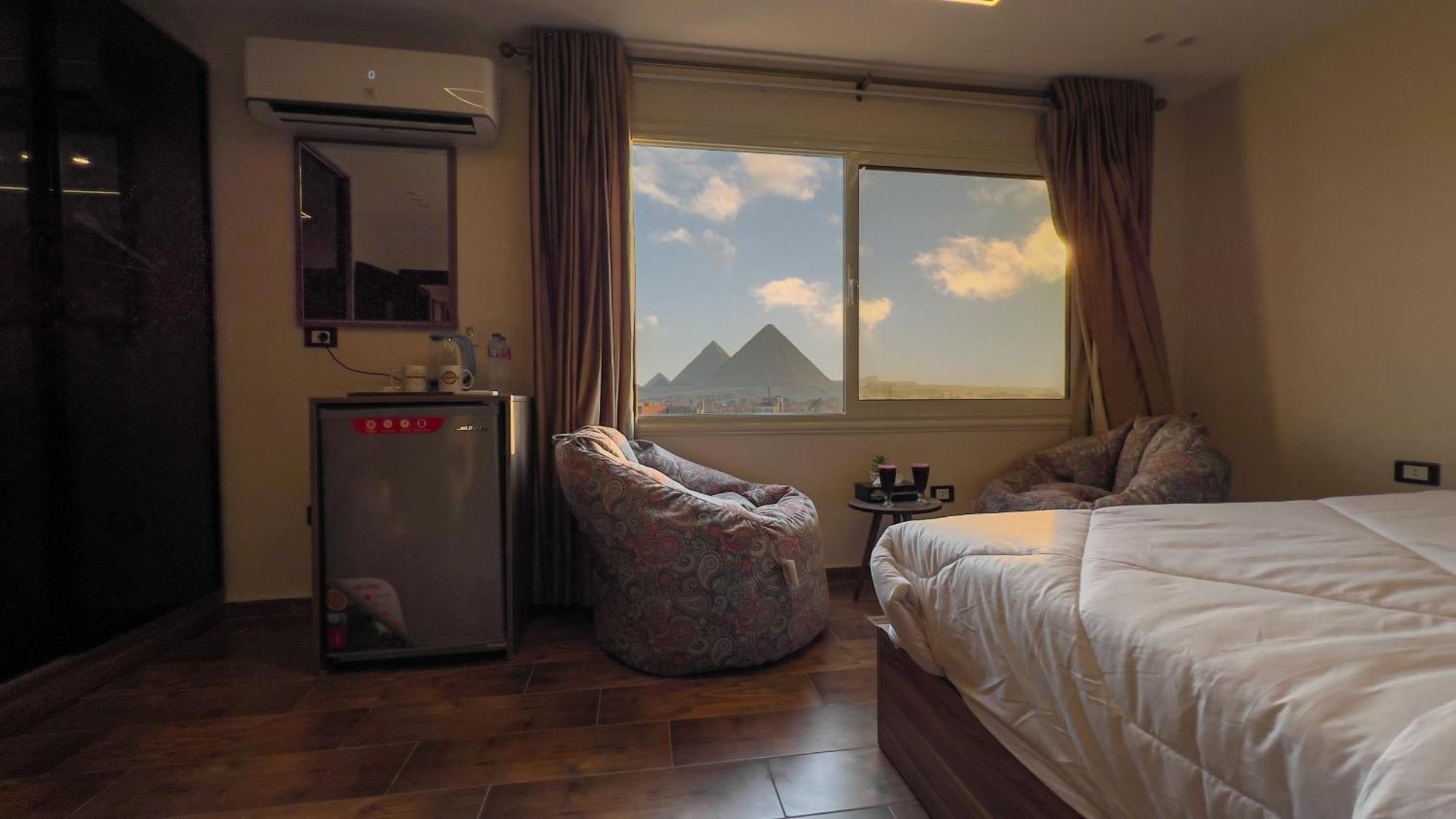 مبيت وإفطار Nazlet el-Sîsi Imperial Pyramids Heights View المظهر الخارجي الصورة